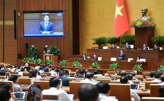 TỔNG THUẬT: Phiên chất vấn và trả lời chất vấn nhóm vấn đề thuộc lĩnh vực Công Thương ngày 5/6