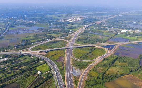 Giao thông Đèo Cả (HHV) tăng tốc ghi nhận doanh thu từ các gói thầu xây lắp