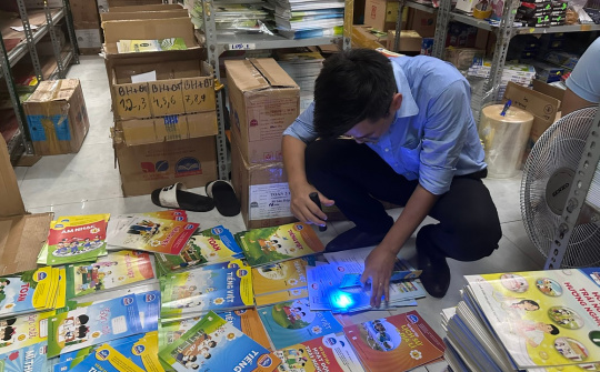 Sóc Trăng: Thu giữ trên 40.000 quyển sách giả mạo Nhà xuất bản Giáo dục Việt Nam