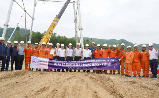 Đội xung kích EVNHCMC nỗ lực thi công, góp phần hoàn thành dự án đường dây 500kV mạch 3 đúng tiến độ