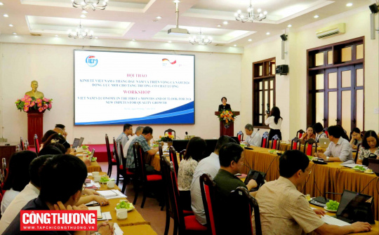 2 kịch bản tăng trưởng kinh tế những tháng cuối năm