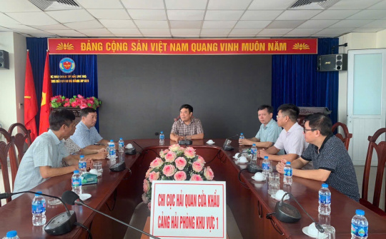 Hải quan đảm bảo điều kiện xuất nhập khẩu thông suốt tại Hải Phòng và Quảng Ninh