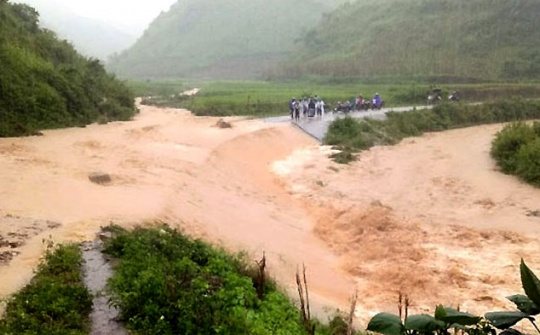 KHẨN: Cảnh báo lũ đặc biệt lớn trên sông Thao