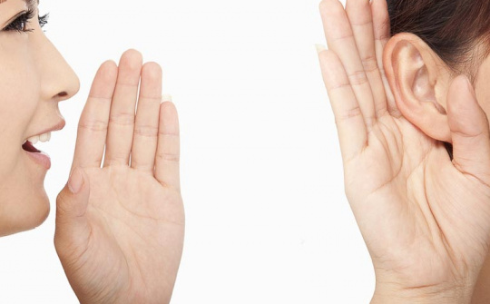 Tác động của truyền miệng điện tử đến ý định sử dụng ví điện tử: ảnh hưởng điều tiết của quá tải thông tin