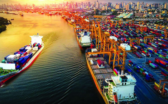 Sự đứt gãy chuỗi cung ứng toàn cầu và cơ hội thu hút đầu tư quốc tế vào Việt Nam