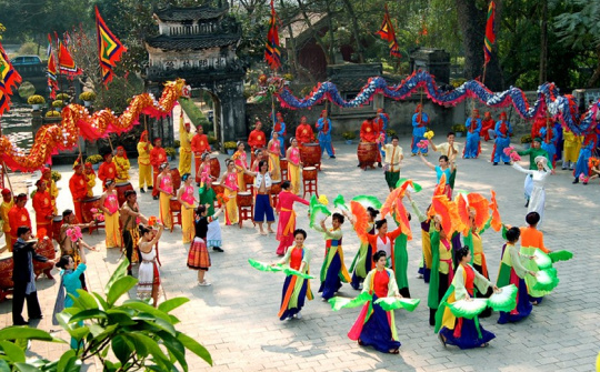 Truyền thông marketing trong hoạt động du lịch lễ hội truyền thống tại thành phố Nha Trang