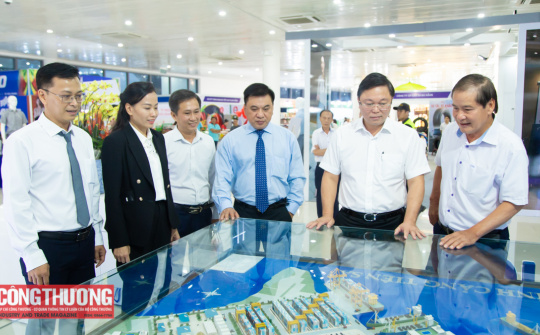 Khai mạc Hội chợ quốc tế Thương mại, Du lịch và Đầu tư Hành lang Kinh tế Đông Tây - Đà Nẵng 2025