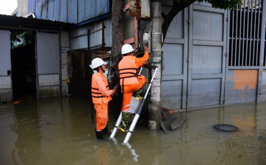 EVNHANOI khuyến cáo người dân bảo đảm an toàn điện trong và sau ngập úng