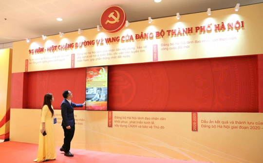 Trải nghiệm công nghệ số tại Đại hội XVIII Đảng bộ TP Hà Nội