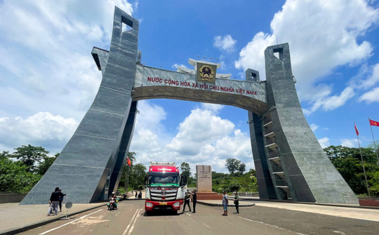 Gia Lai đẩy mạnh phát triển thương mại biên giới, xuất khẩu hàng hóa sang Campuchia