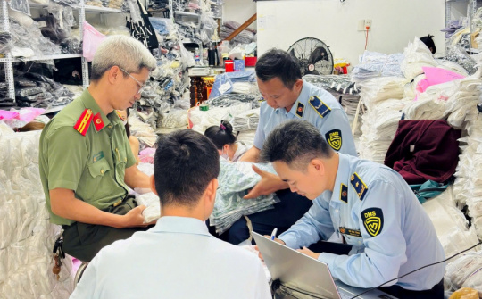 Đà Nẵng: Không có vùng cấm trong đấu tranh chống buôn lậu, gian lận thương mại