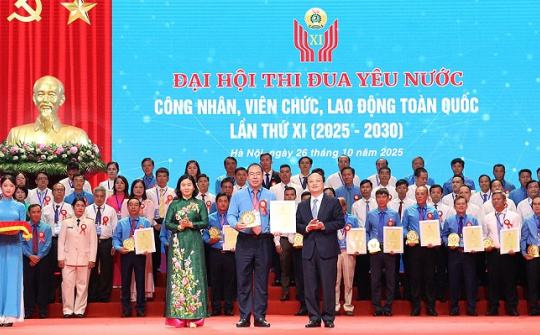 EVNNPT có cá nhân tiêu biểu được Tổng Liên đoàn Lao động Việt Nam vinh danh