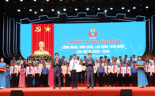 Người công nhân ngành điện Thành phố mang tên Bác được vinh danh điển hình tiên tiến toàn quốc