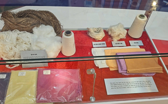 Sợi thiên nhiên - Dấu ấn công nghệ xanh tại Triển lãm thành tựu ngành Công Thương