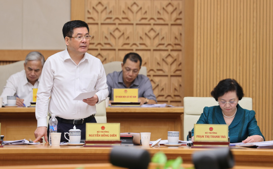 Bộ trưởng Nguyễn Hồng Diên: Dự báo kim ngạch xuất nhập khẩu năm nay có thể vượt mốc 900 tỷ USD