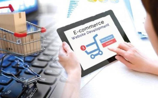 Những yếu tố tác động đến ý định mua sắm thời trang nội địa của giới trẻ Việt Nam (độ tuổi 18 - 28) trên các sàn thương mại điện tử