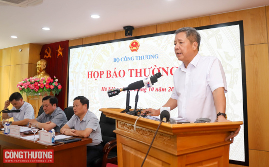 Bộ Công Thương hoàn thiện hành lang pháp lý thúc đẩy phát triển năng lượng tái tạo