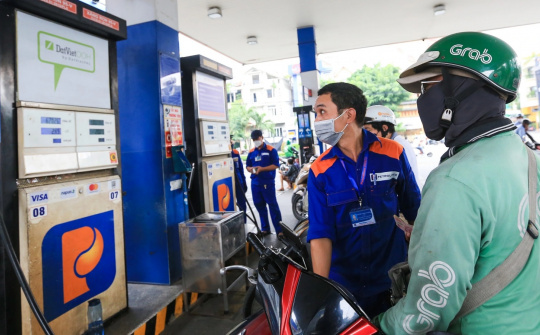 Kỳ điều hành giá xăng dầu ngày 9/10: Đồng loạt giảm sâu, giá xăng RON95 thấp hơn 20.000 đồng/lít