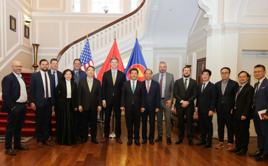 Hiệp hội Kinh doanh và thương mại giày dép Hoa Kỳ mong muốn hợp tác phát triển chuỗi giá trị da giày Việt Nam