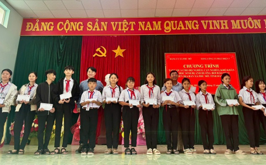 Công ty EPS: Chung tay hỗ trợ khắc phục hậu quả bão lũ tại Đắc Lắk