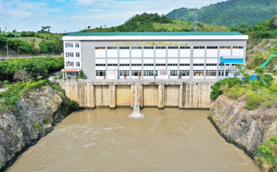 Thủy điện Sông Ba Hạ chuẩn bị phương án vận hành điều tiết nước qua tràn đúng quy trình