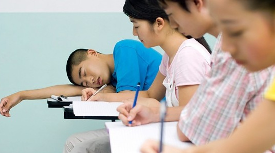 Ảnh hưởng của việc đi làm thêm đến kết quả học tập của sinh viên đại học khu vực Hà Nội