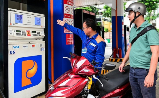 Kỳ điều hành giá xăng dầu ngày 20/11: Giá xăng đồng loạt giảm, E5RON92 thấp hơn 20.000 đồng/lít