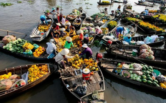 Floating markets as cultural heritage and tourism resources: Evidence from the Mekong Delta, Vietnam
