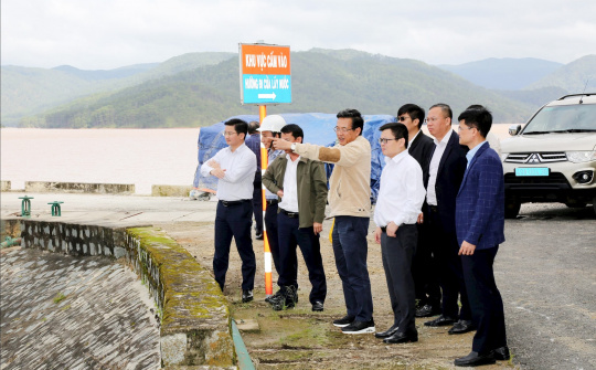 Thứ trưởng Trương Thanh Hoài kiểm tra an toàn đập, hồ chứa thủy điện tại Lâm Đồng