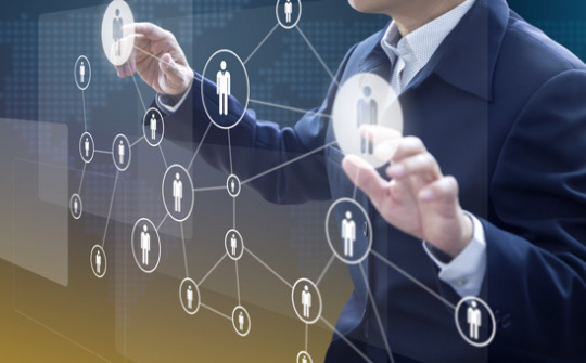 Ảnh hưởng của đặc điểm hội đồng quản trị và cấu trúc sở hữu đến sự lựa chọn công ty kiểm toán