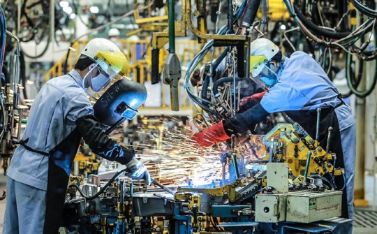 Thi đua cao điểm khắc phục khó khăn, tăng tốc hoàn thành mục tiêu 2025