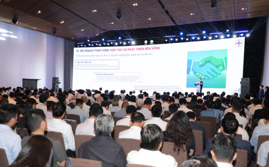 EVNSPC gây ấn tượng tại Hội nghị Khoa học Công nghệ Điện lực toàn quốc 2025