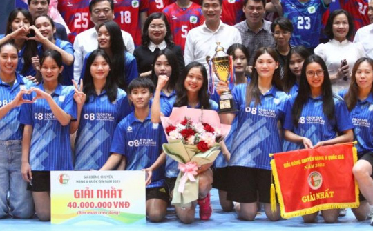 Đội bóng chuyền nữ Hà Nội Tasco Auto vô địch Giải bóng chuyền hạng A quốc gia năm 2025.