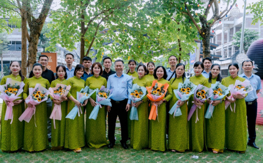 Tôn mạ VNSTEEL Thăng Long: Tăng hiệu quả đối thoại và thương lượng Thỏa ước lao động tập thể