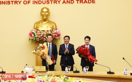 Bộ Công Thương công bố các quyết định về công tác cán bộ