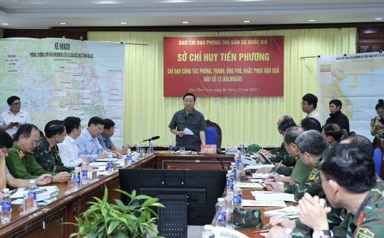 Sẵn sàng mọi phương án để ứng phó với bão số 13