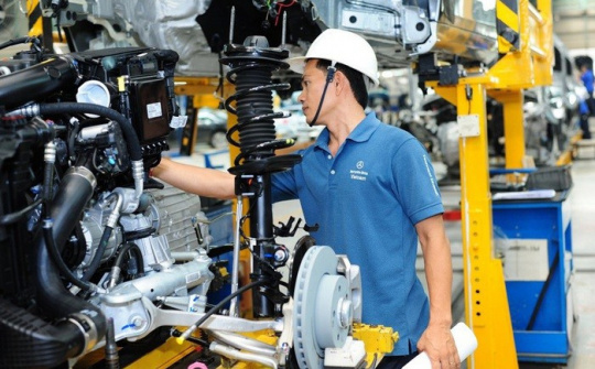 Duy trì đà tăng trưởng tích cực, sản xuất công nghiệp tháng 10 tăng 10,8% so cùng kỳ