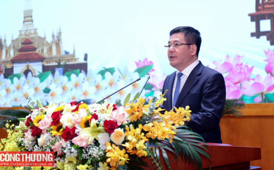 Bộ trưởng Nguyễn Hồng Diên: Năm nhiệm vụ trọng tâm thúc đẩy phát triển thương mại biên giới Việt Nam - Lào