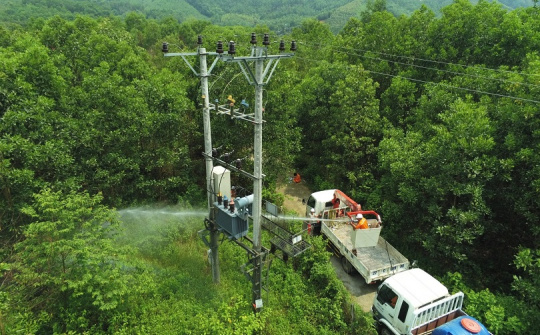 EVNNPC được Fitch Ratings xếp hạng tín nhiệm BB+ với triển vọng ổn định