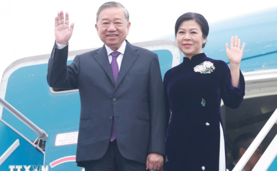 Tổng Bí thư Tô Lâm và Phu nhân lên đường thăm cấp Nhà nước tới Lào