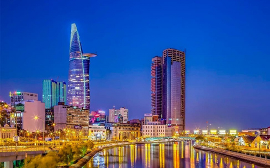 Chuyển dịch cơ cấu kinh tế tại Thành phố Hồ Chí Minh