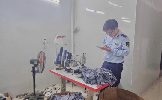 Hà Nội triển khai cao điểm chống buôn lậu, gian lận thương mại dịp Tết Bính Ngọ 2026