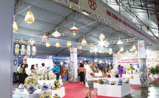 Ninh Bình: Các lĩnh vực kinh tế phát triển ổn định, mở rộng hoạt động bán lẻ