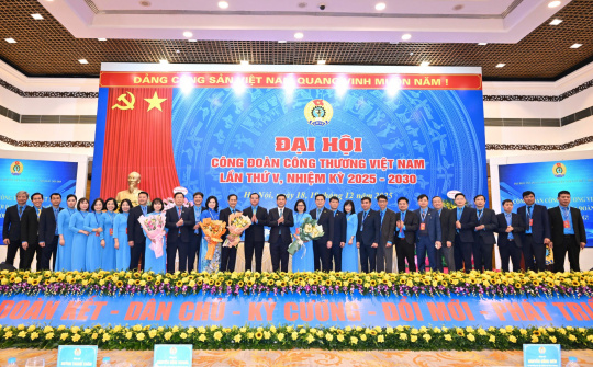 [CHÙM ẢNH] Đại hội Công đoàn Công Thương Việt Nam lần thứ V, nhiệm kỳ 2025 - 2030