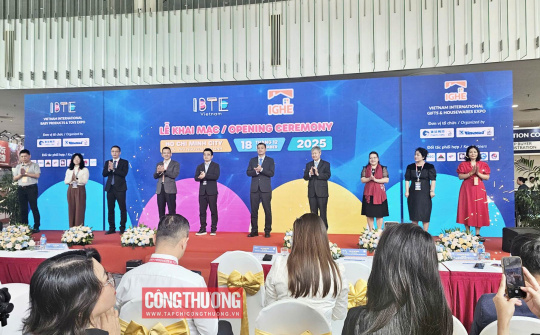 Tăng cường kết nối giao thương tại chuỗi triển lãm ngành hàng gia dụng và quà tặng