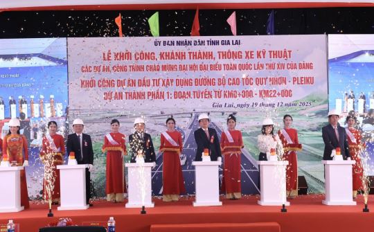Khởi công dự án xây dựng đường bộ cao tốc Quy Nhơn - Pleiku