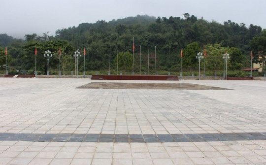 Ban Quản lý dự án xã Mường Nhé với vai trò phát triển hạ tầng thực hiện Nghị quyết XV