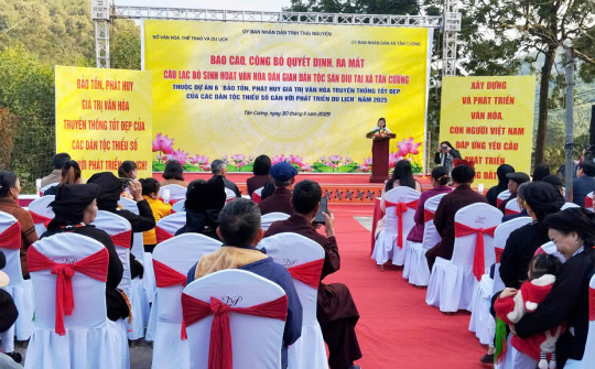 Ra mắt CLB Sinh hoạt văn hóa dân gian dân tộc Sán Dìu xã Tân Cương (Thái Nguyên)