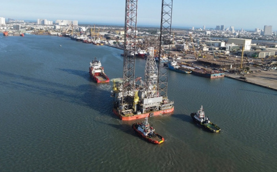 Giá xăng dầu hôm nay 23/12: Bật tăng do lo ngại gián đoạn nguồn cung từ Venezuela và Nga