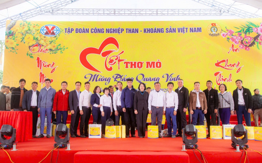 Công đoàn Công ty Than Thống Nhất tham gia chương trình “Tết Thợ Mỏ” năm 2025